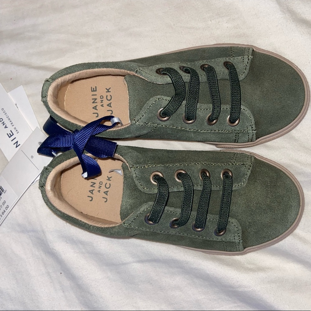NWT Janie and Jack toddler shoes-camo